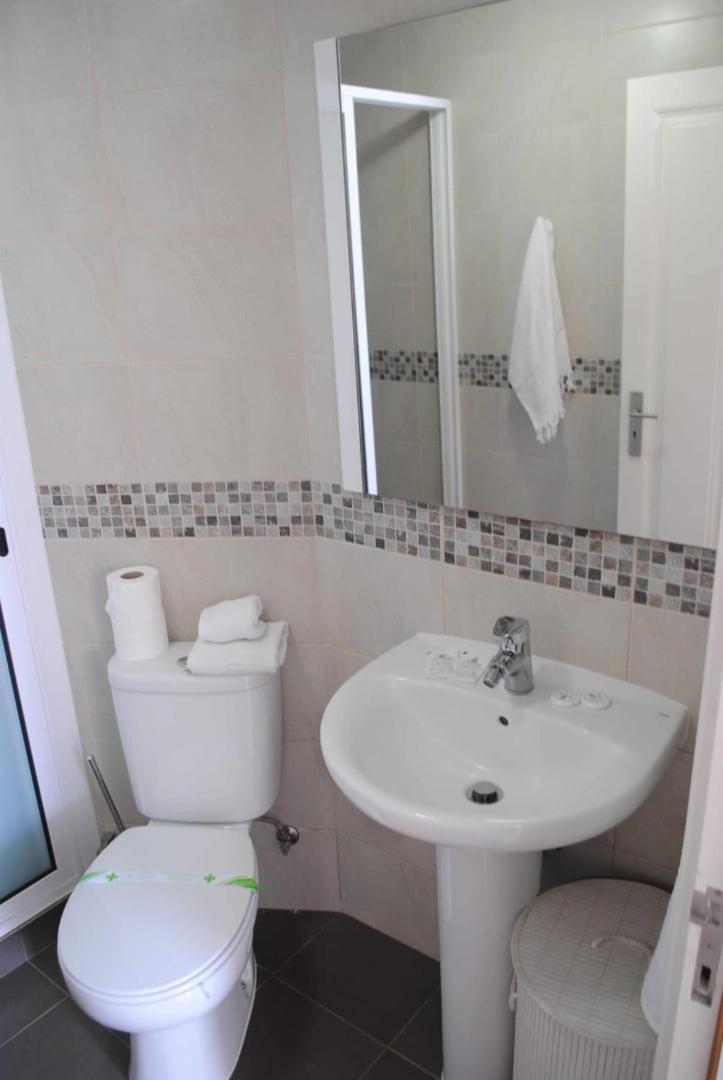 Vila Rosa - Renovated House Overlooking The Sea Funchal (Madeira)