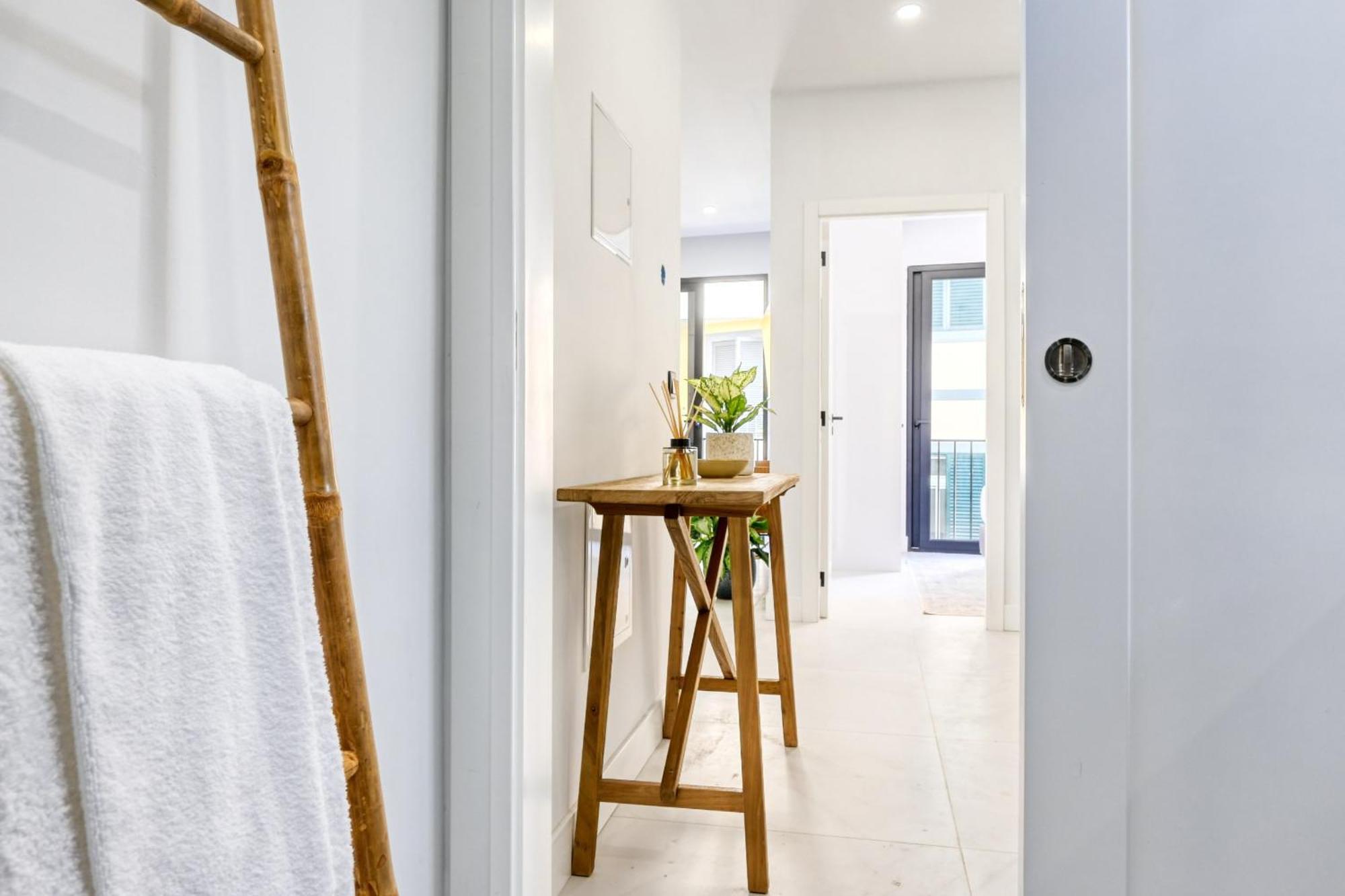 Beco Santa Emilia 2i, A In Madeira Apartment *