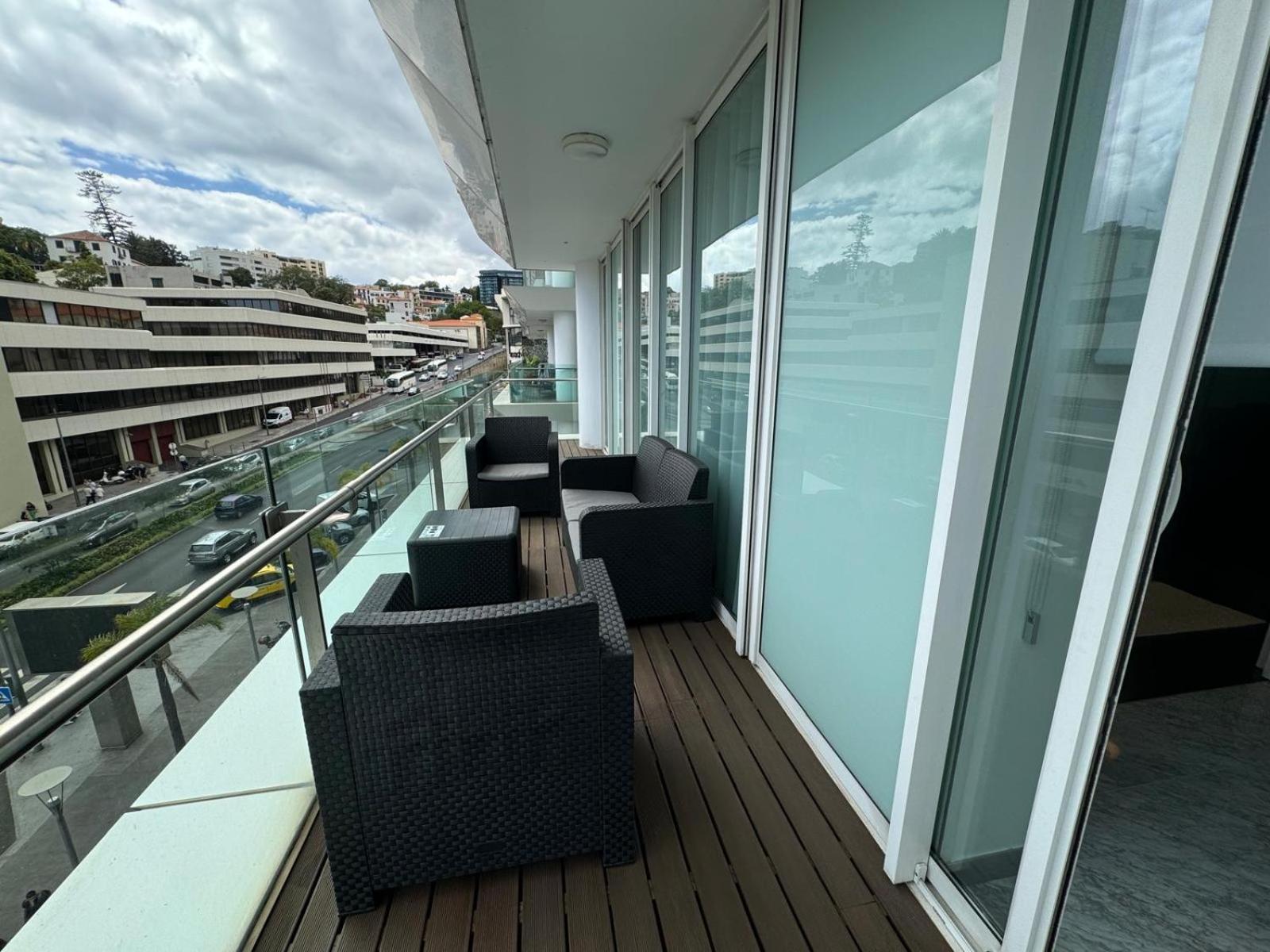 Next Corner Plaza Funchal (Madeira)