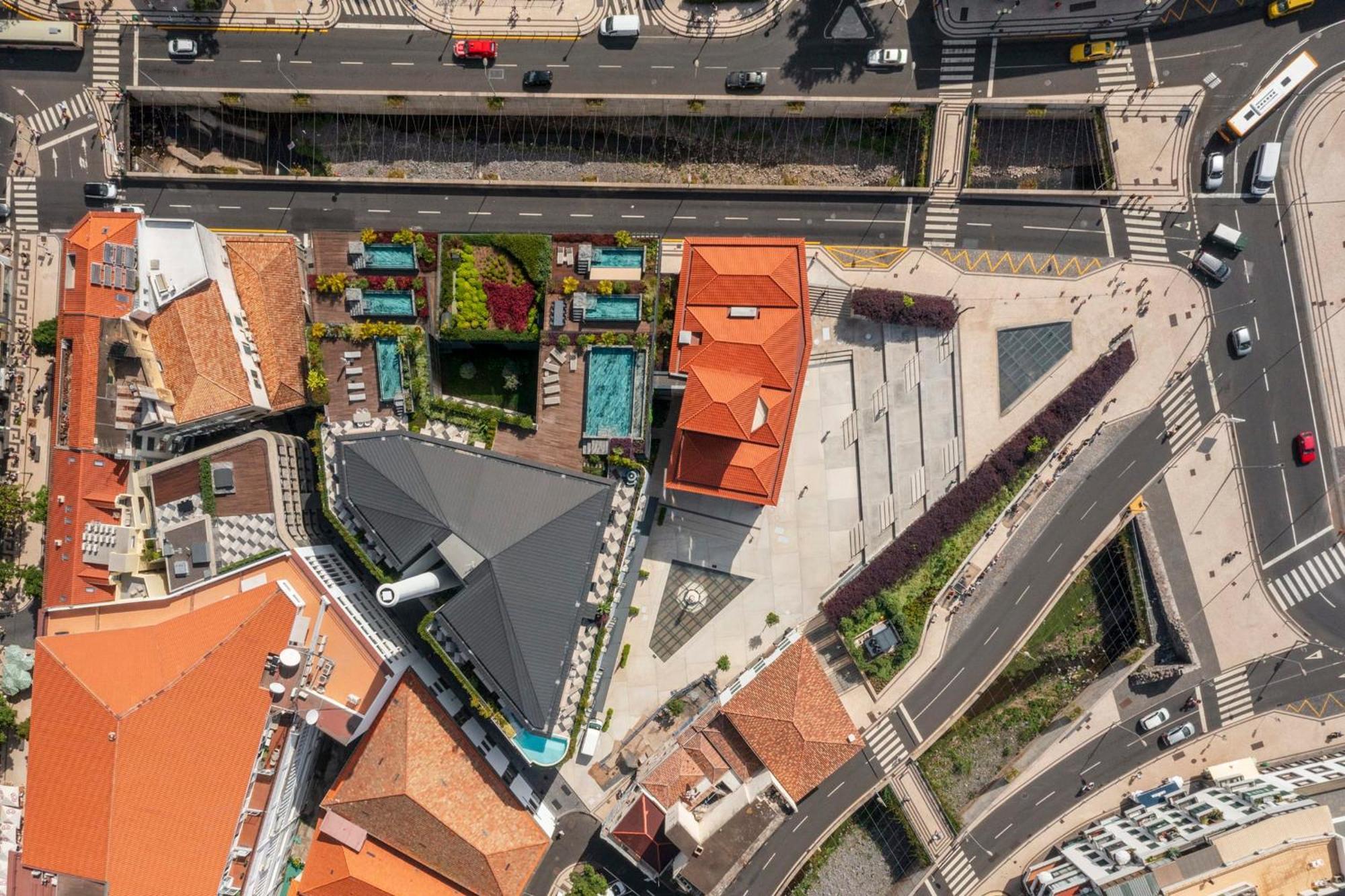 Savoy Insular Iv By An Island Apart Funchal (Madeira)