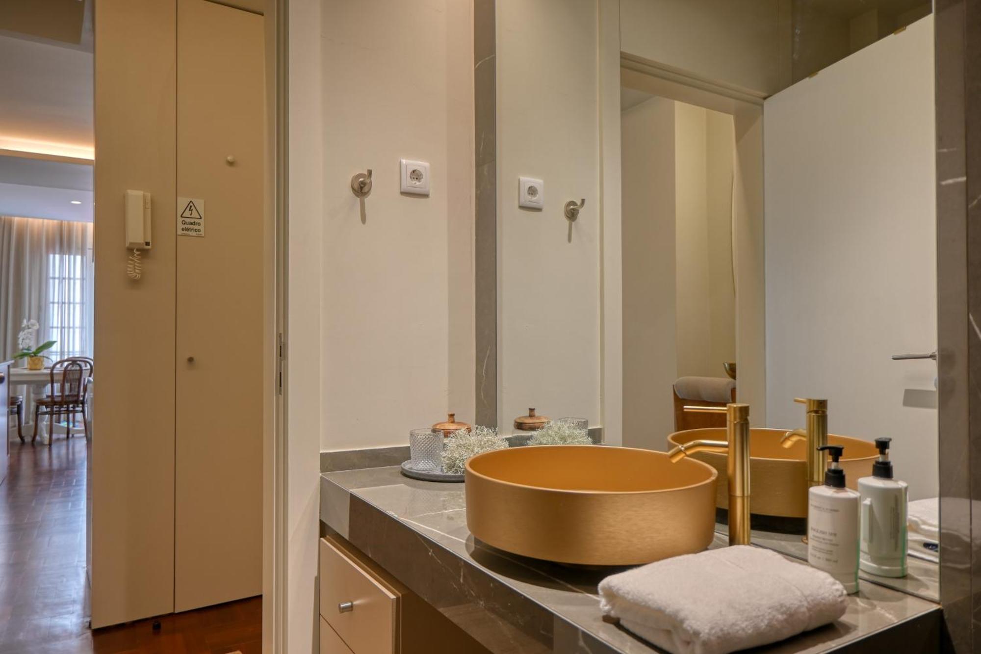 Apartment Colombo Square, A In Madeira