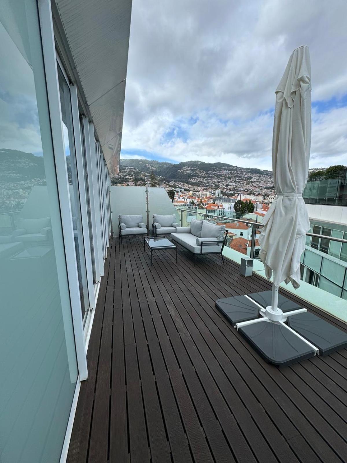 Apartment Next Corner Plaza Funchal (Madeira)