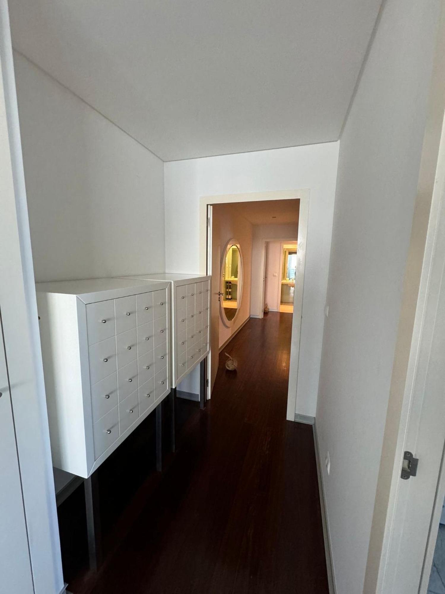 Apartment Next Corner Plaza