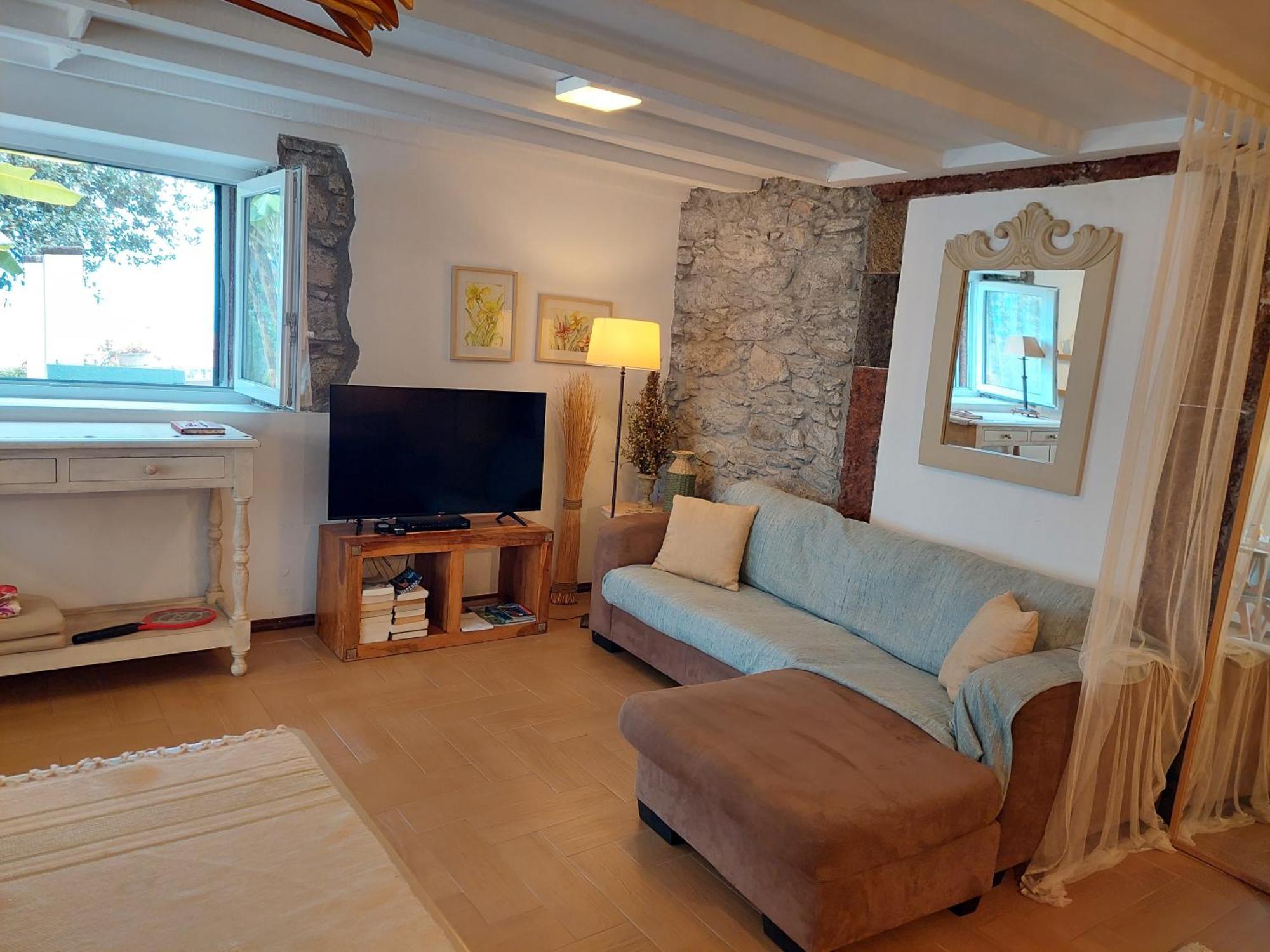 Purple Studio Apartment Funchal (Madeira)