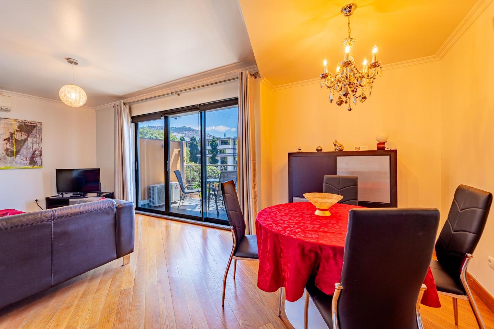 Penthouse In The Center Of *