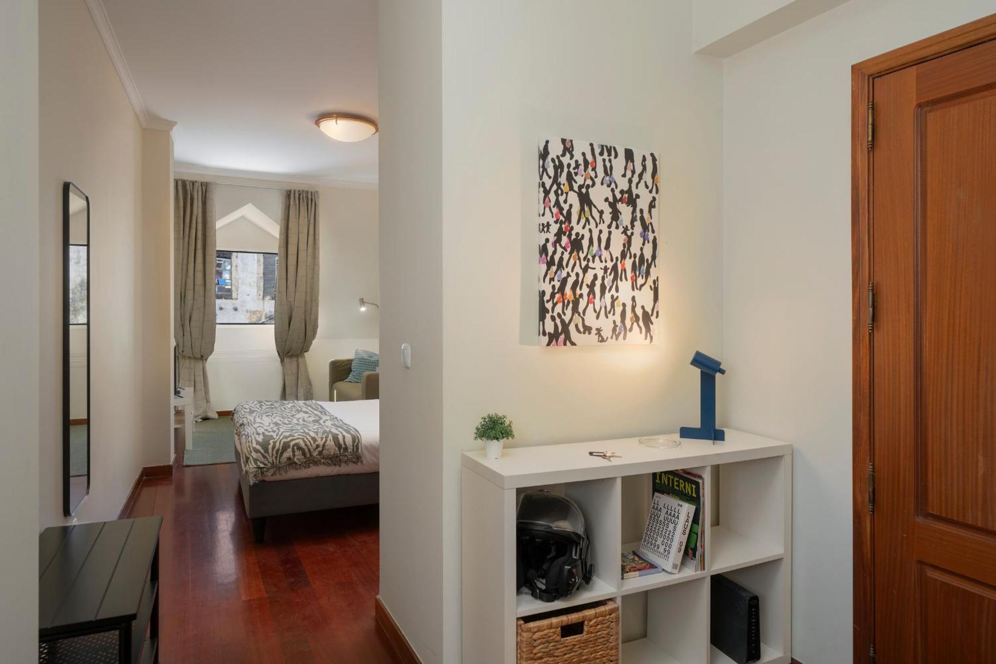 Apartment Do Carmo By An Island