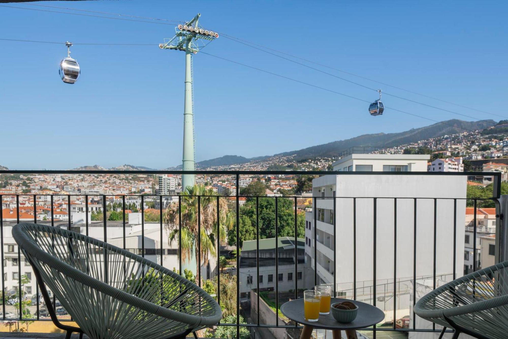 Jaime Moniz By An Island Apartment