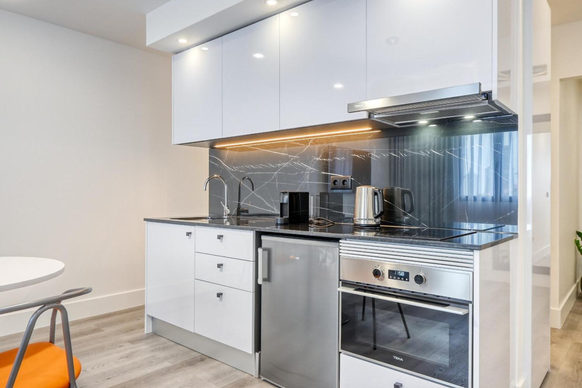 Bse15 2f, A In Madeira Apartment *