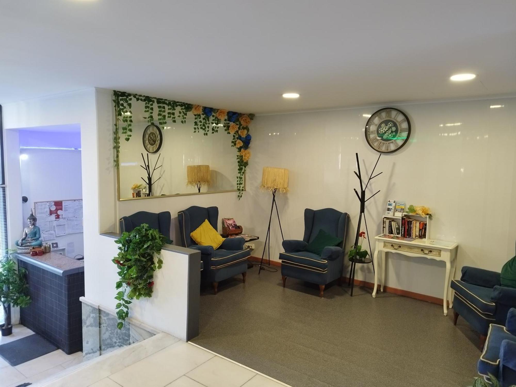 I - Aparthotel Funchal (Madeira)