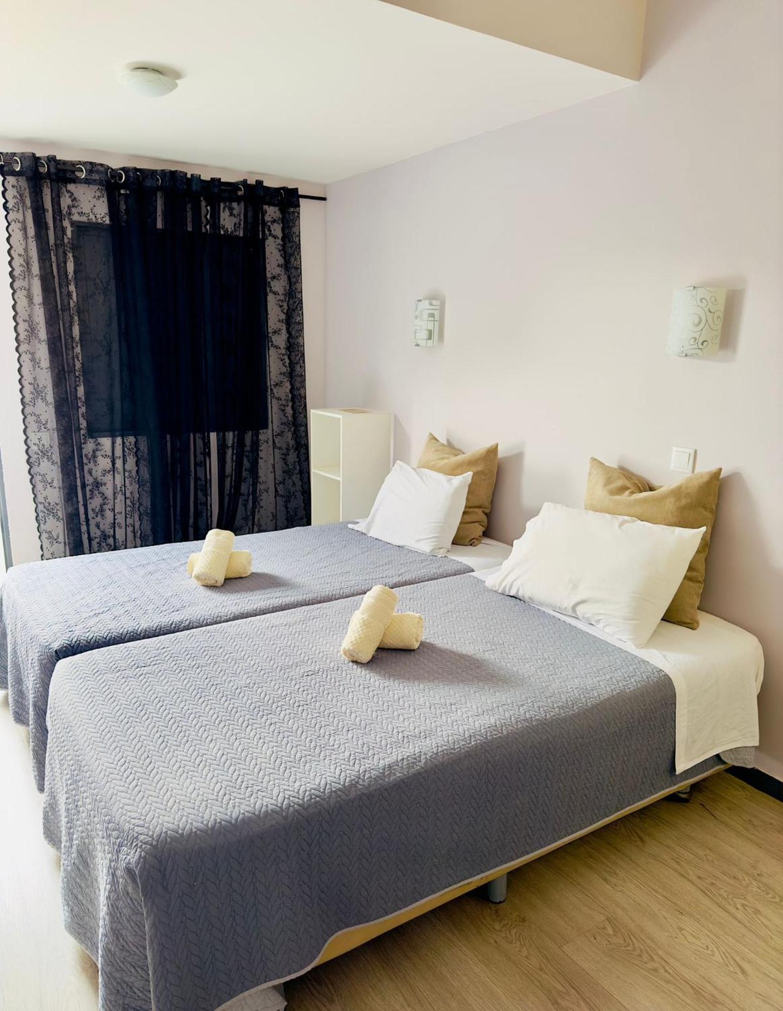 I - Aparthotel