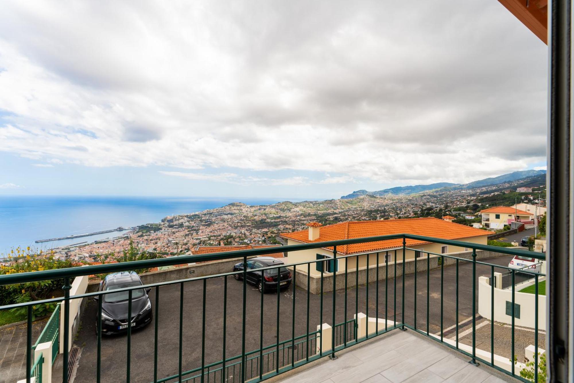 Ocean View Botanico Holiday home