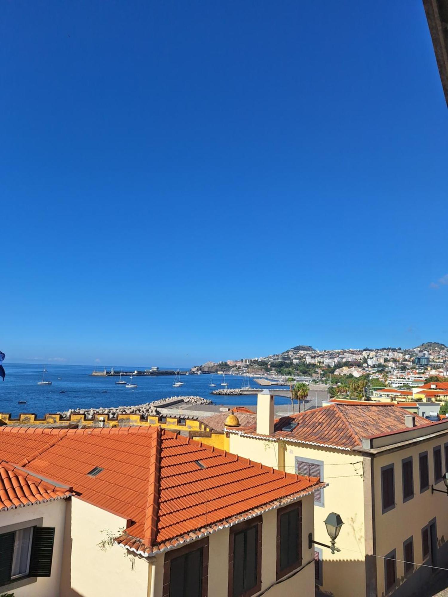 Vitorina Corte 2* Funchal (Madeira)