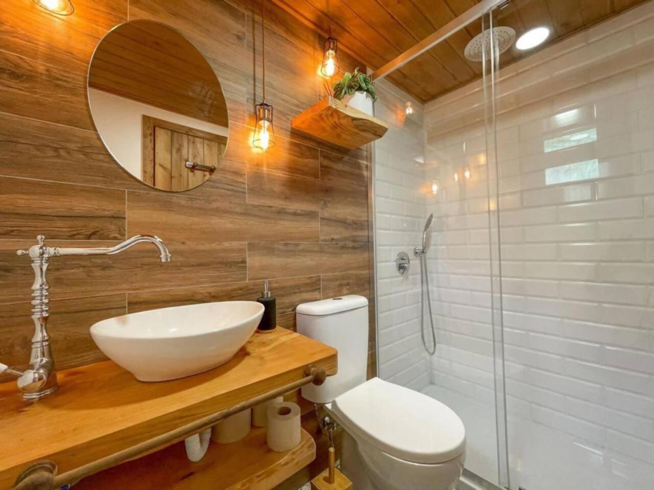 Campismo de Luxo Mountain Eco Shelter 1