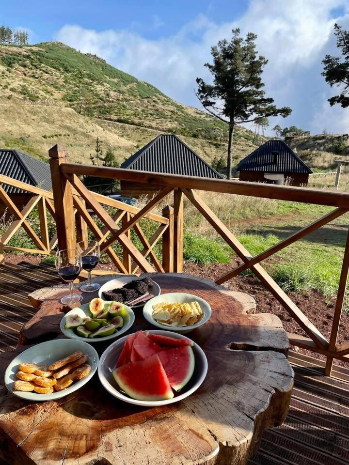 Campismo de Luxo Mountain Eco Shelter 1