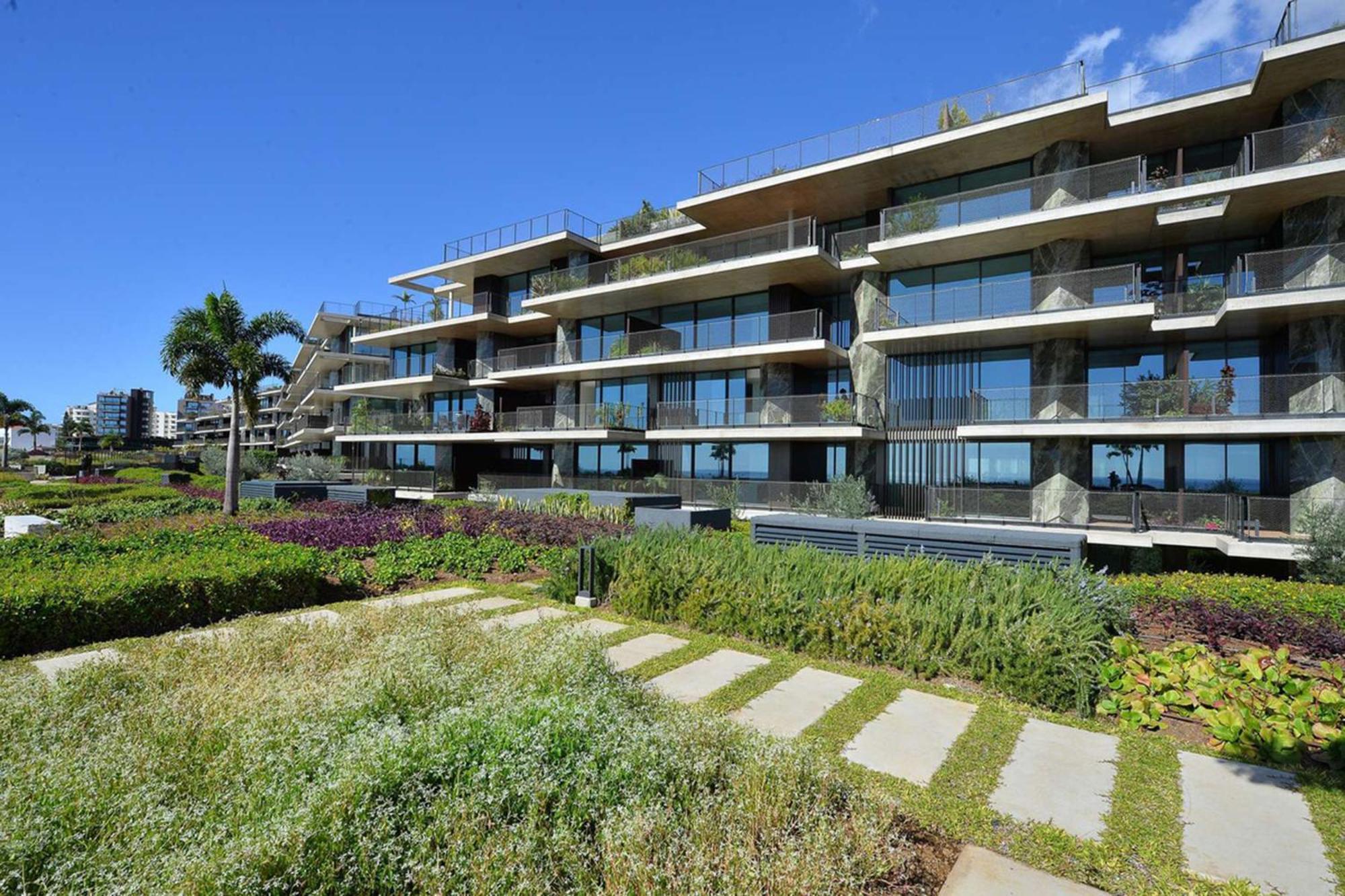 Rjs Savoy Monumentalis By Madeira Apartment