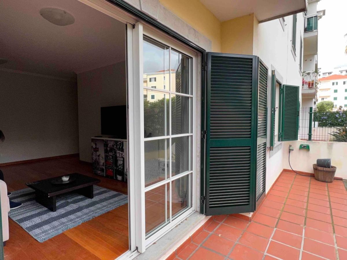 Unique Two-patios With Garage Apartment *