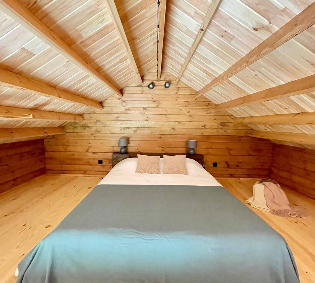 Mountain Eco Shelter 4 *