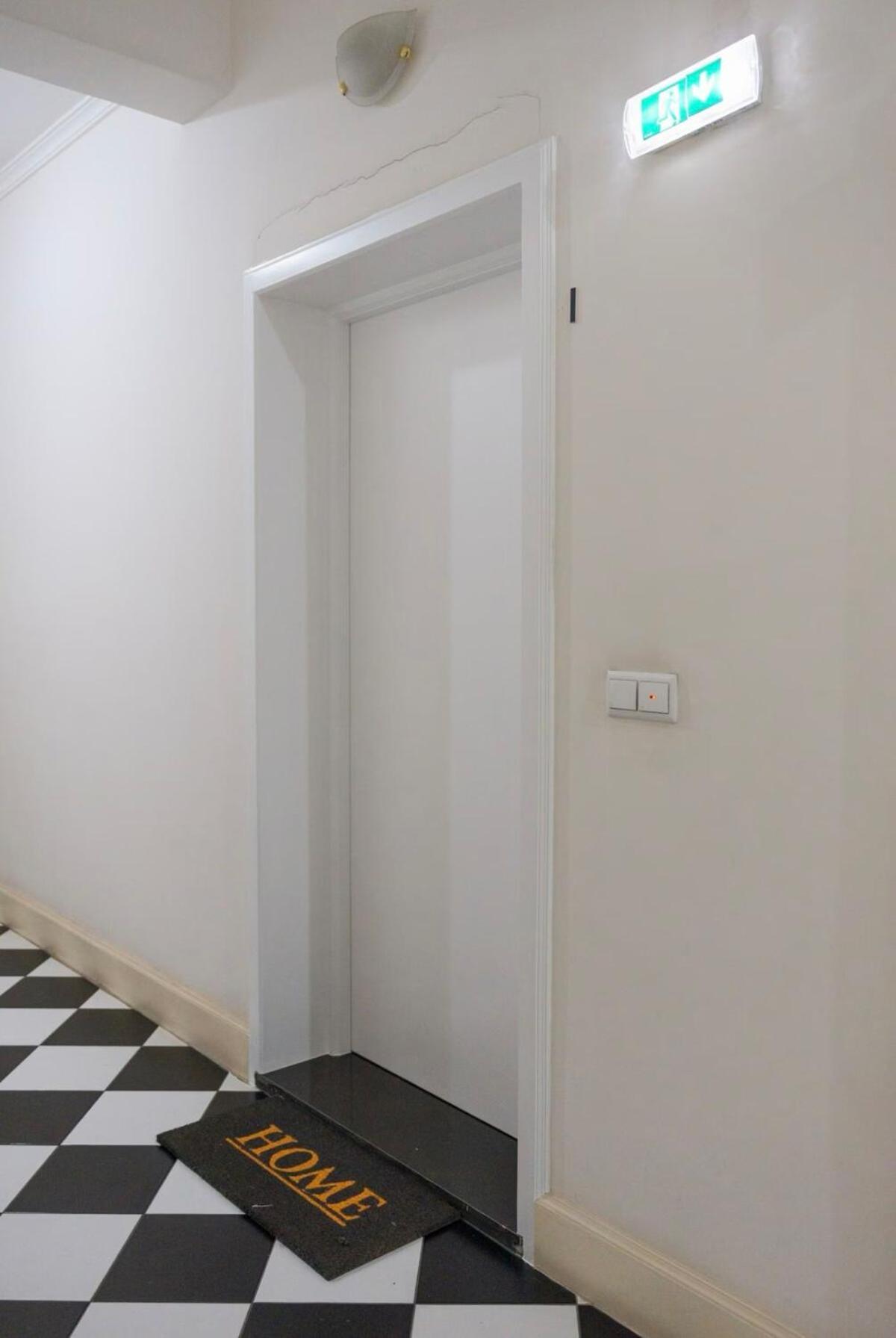 Apartment Modern