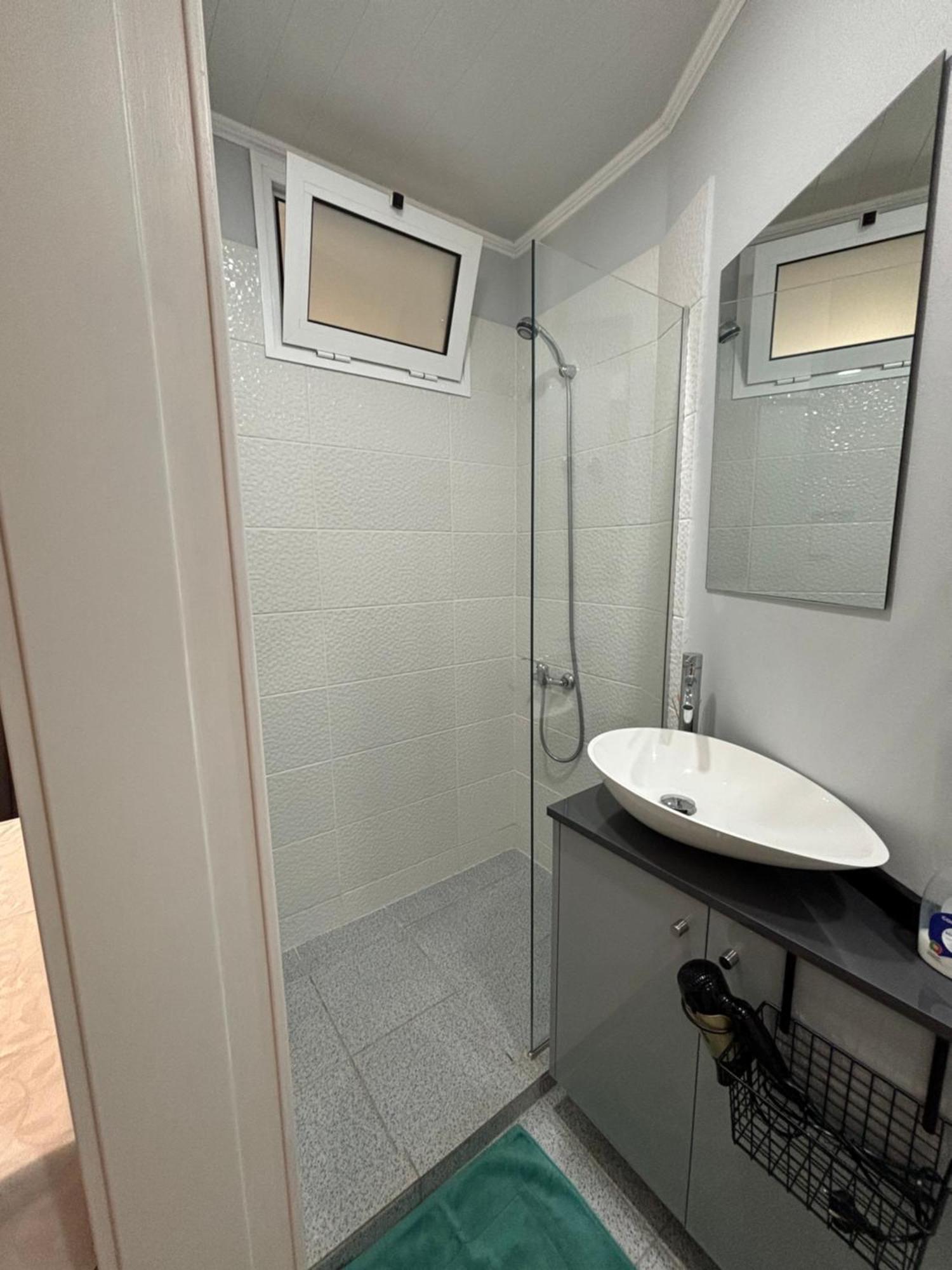Cc39-q2 Guest house
