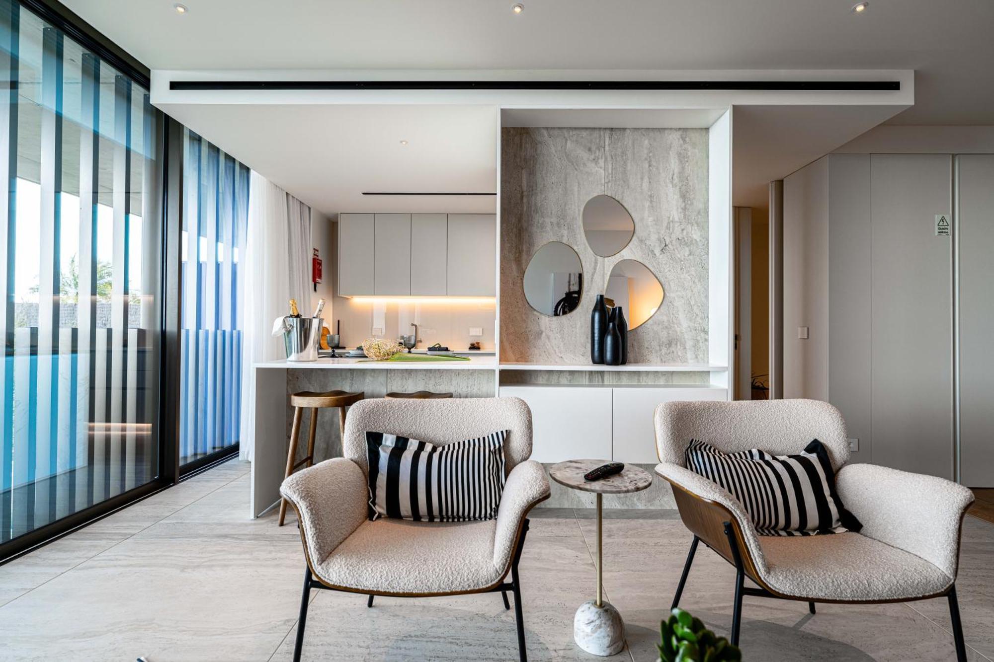 Savoy Monumentalis Va By Lm&ac Signature * Funchal (Madeira)