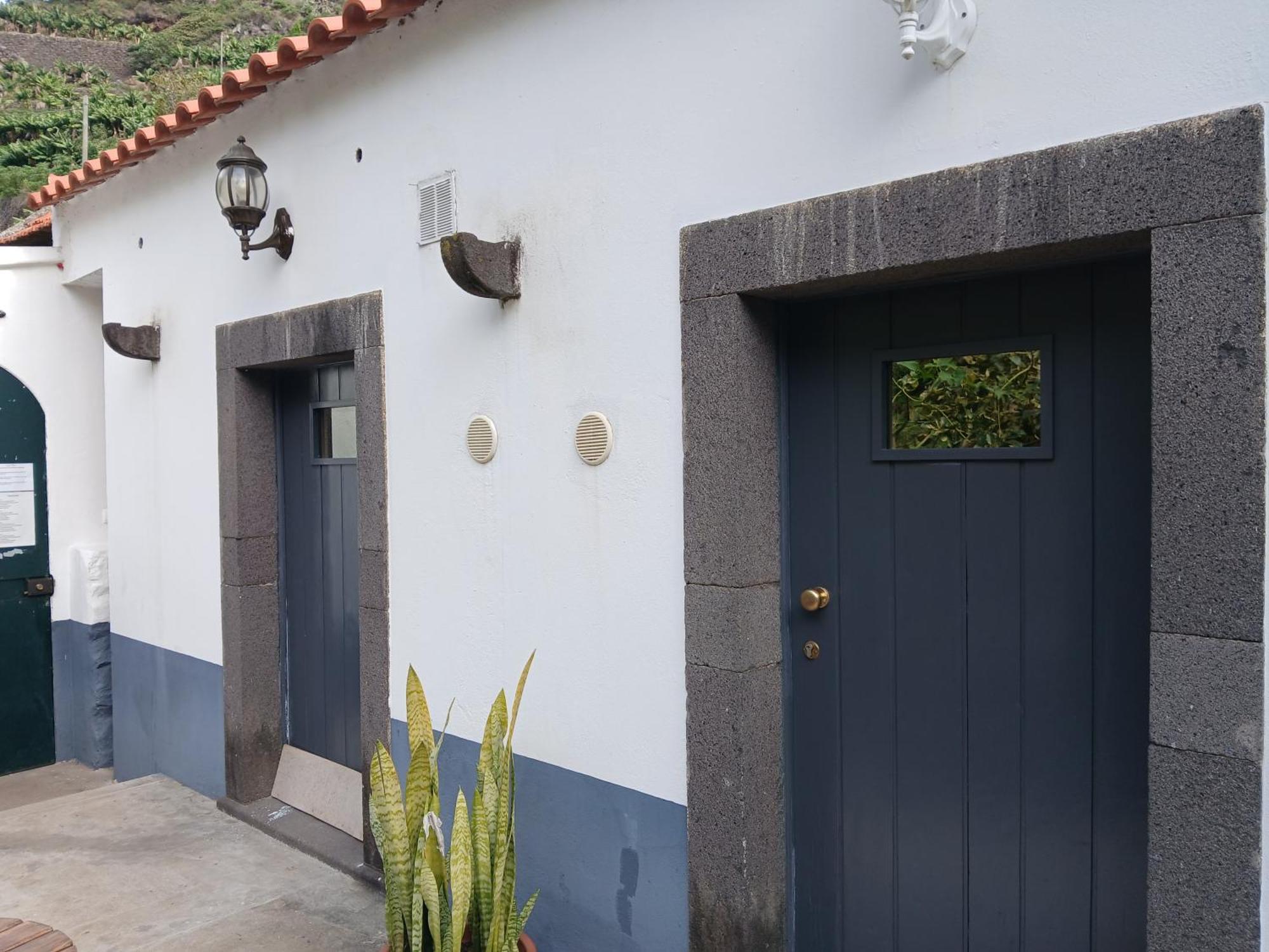 Casa Da Faja Apartment