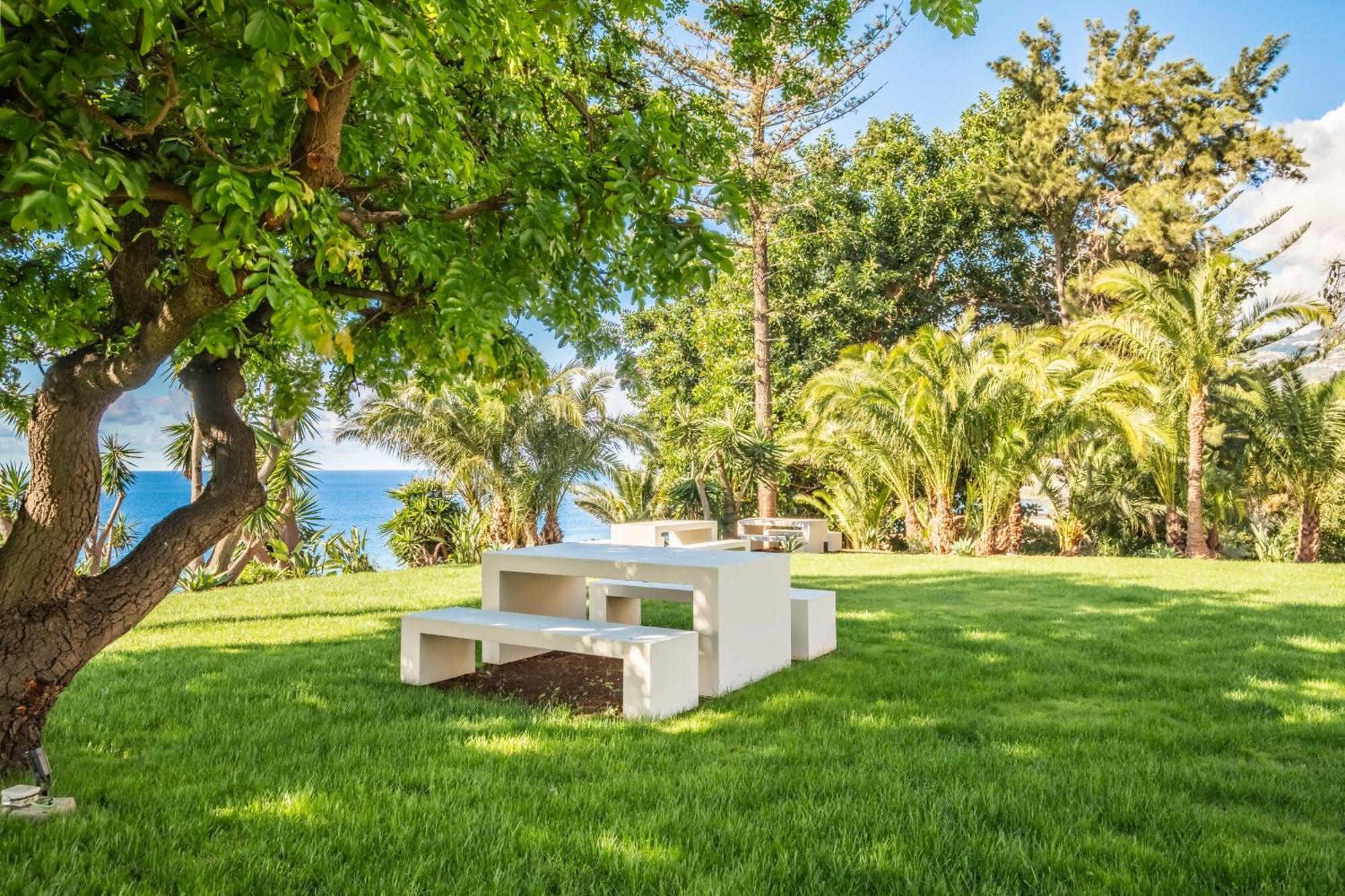 Acquas Bliss By Madeira Sun Travel Apartment