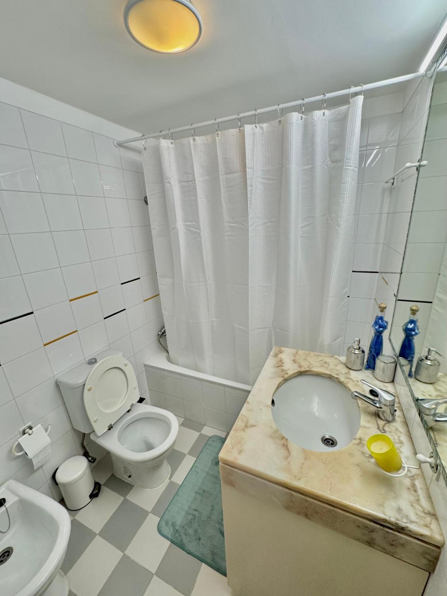 Bay View-walk To Lido & Center Apartment *