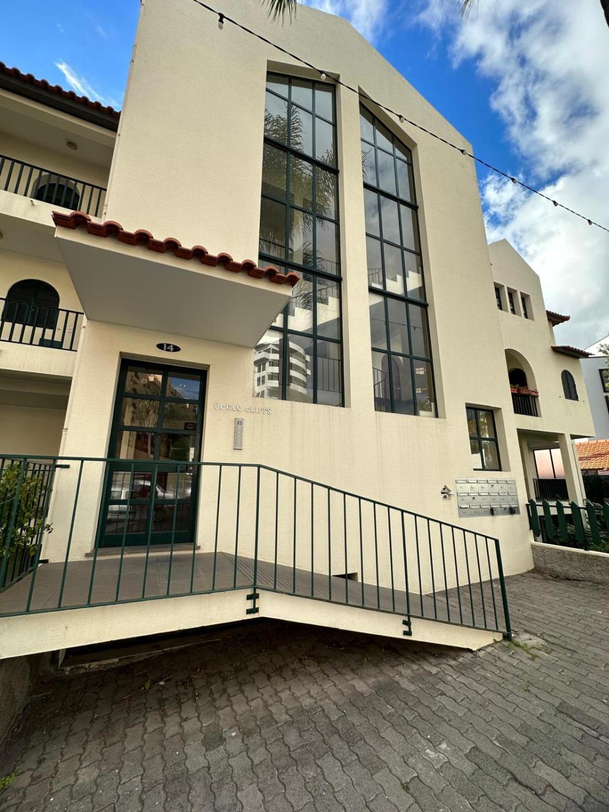 Varandas Do Sol - Private Sun Terrace Close To Natural Pools & Praia Formosa Apartment