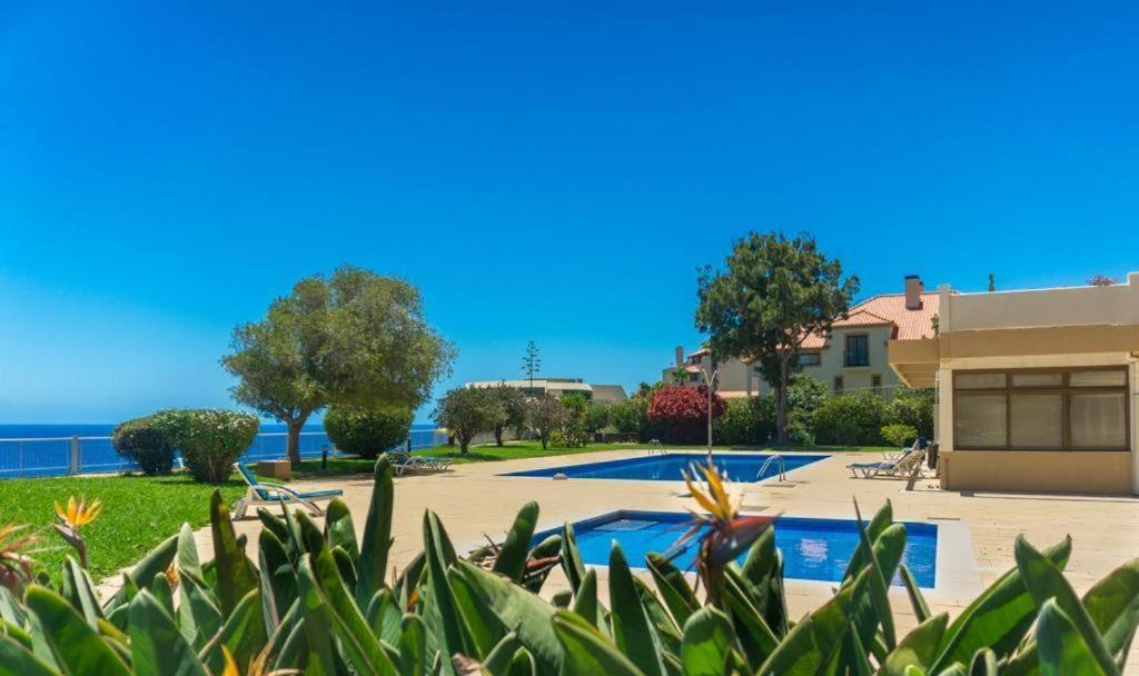 Apartment Sunny Getaway In Funchal *