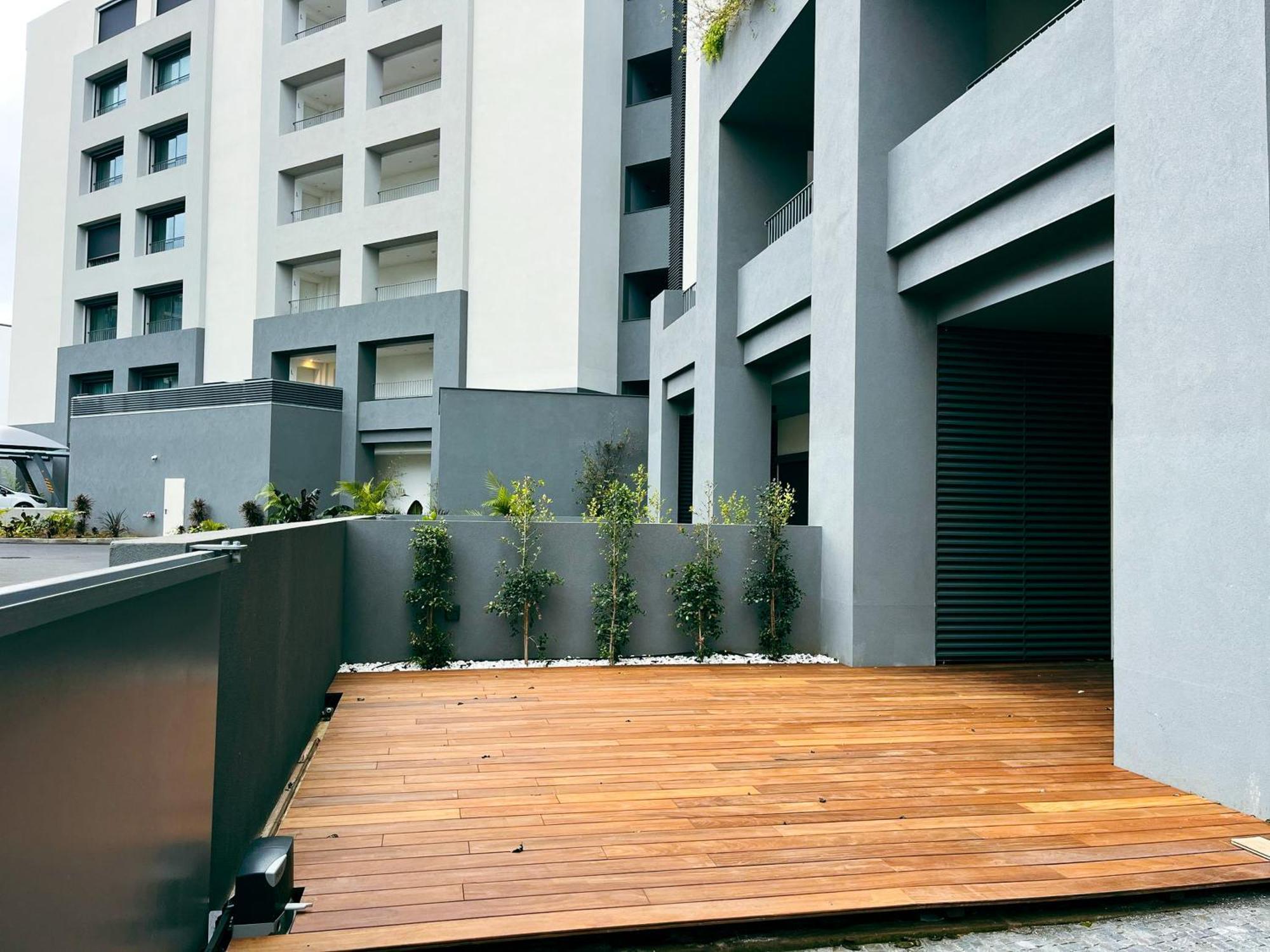 Apartment In-town Residences *