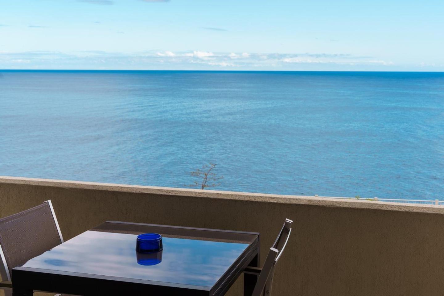 Sunny Getaway In Funchal * Funchal (Madeira)