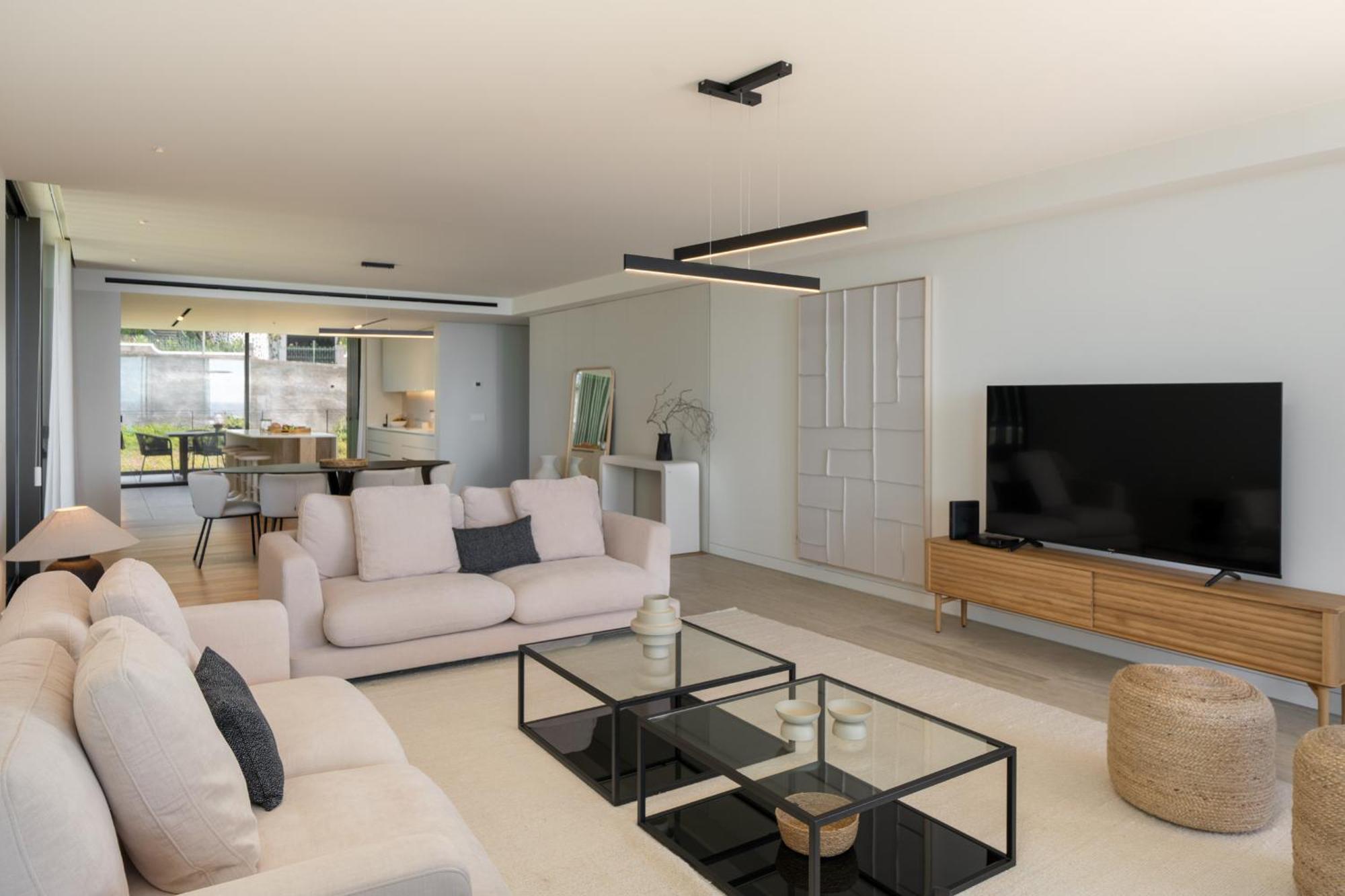 Apartment Savoy Monumentalis Iii By An Island *