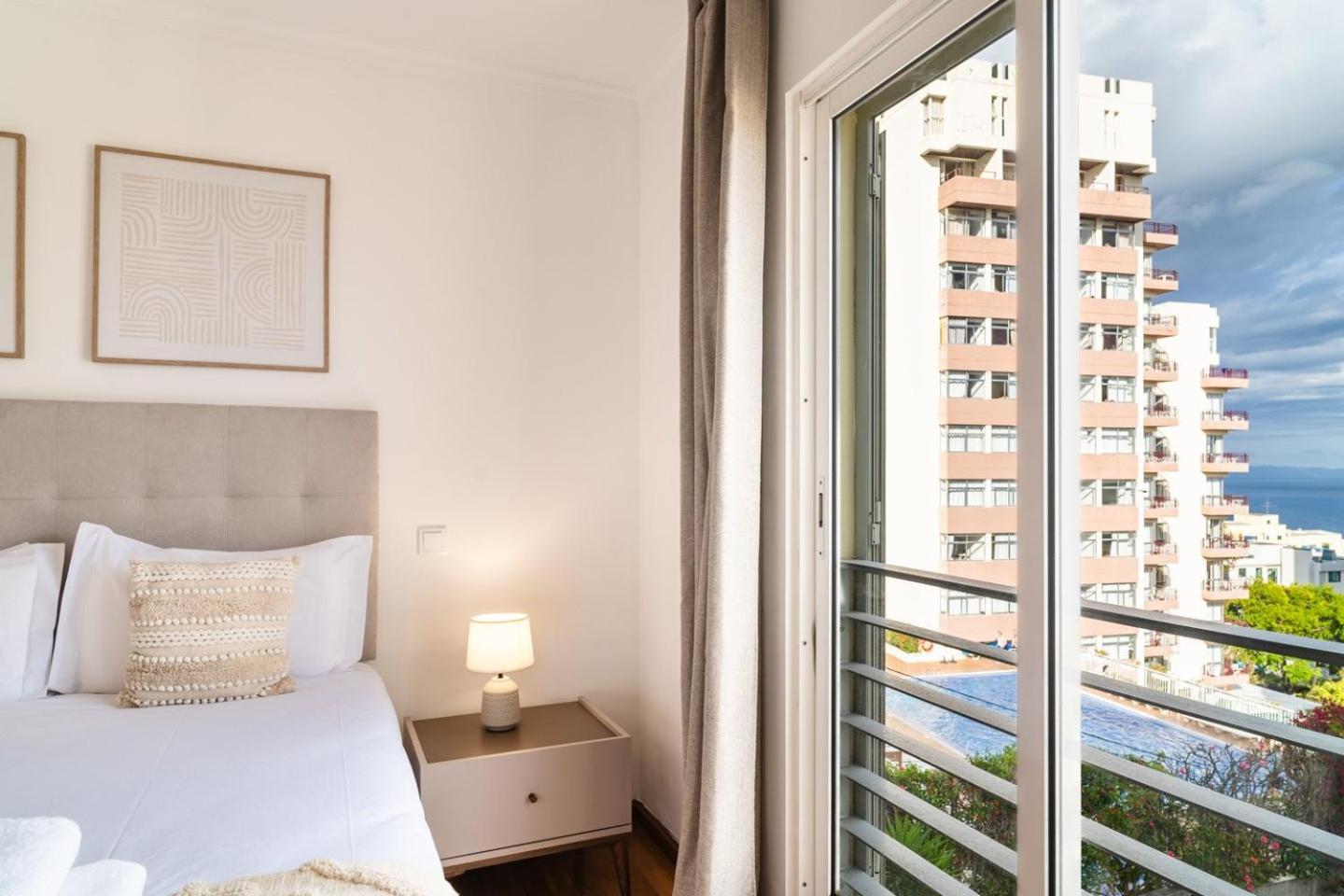 Apartment Guestready - Scenic In The Heart Of *