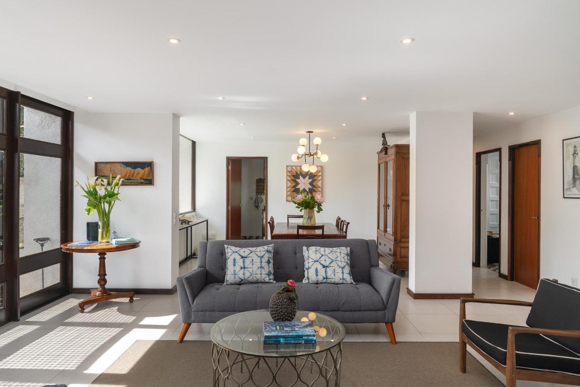 Charming Villa, Spacious, Beautiful Views!