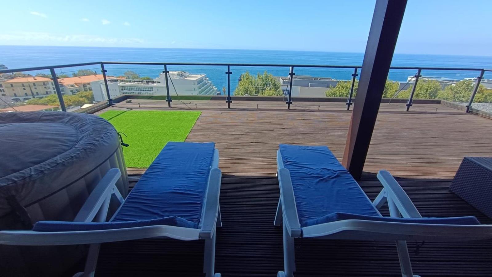 Apartment Lido Ocean Front Penthouse Funchal (Madeira)