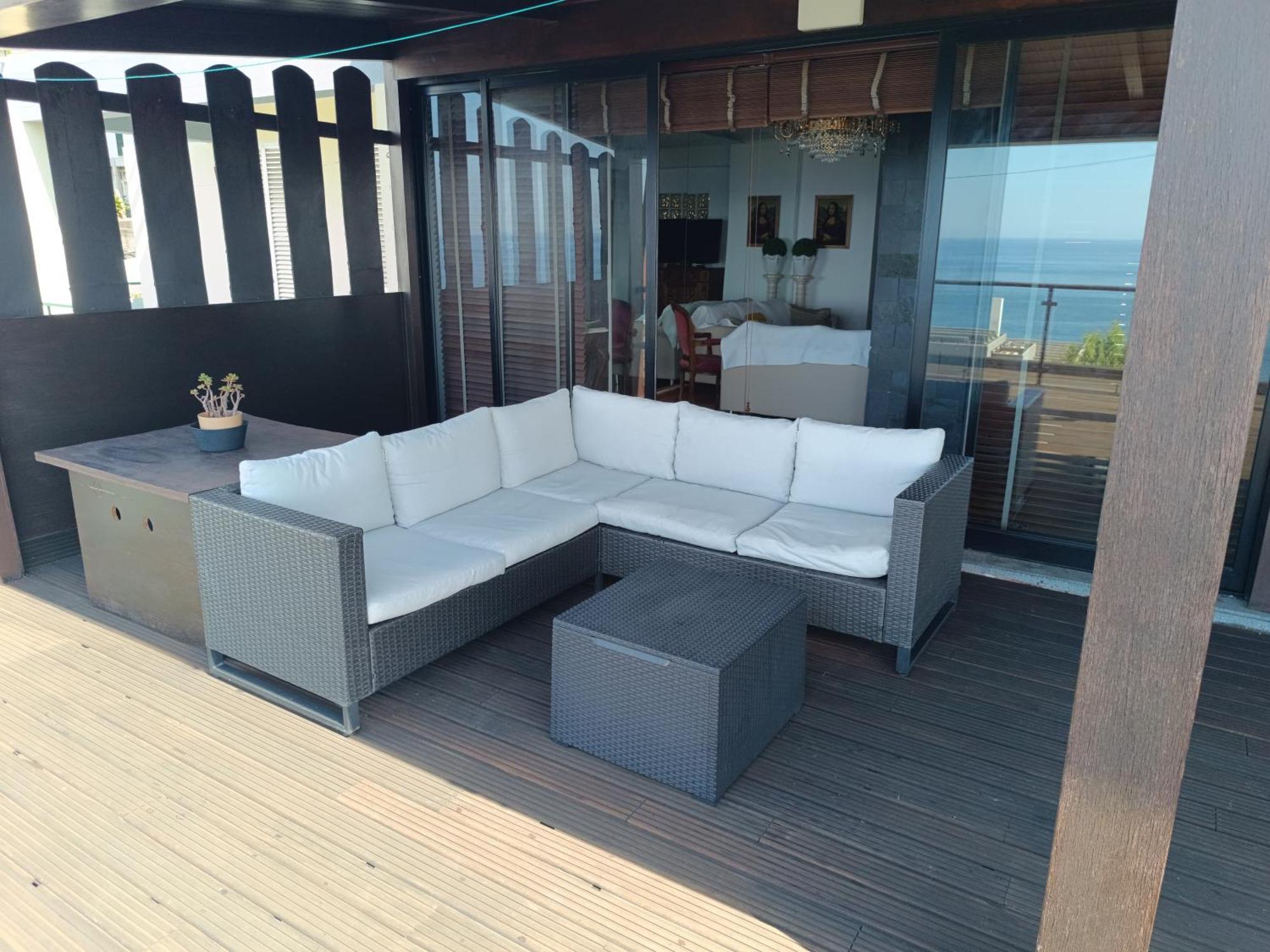 Lido Ocean Front Penthouse * Funchal (Madeira)