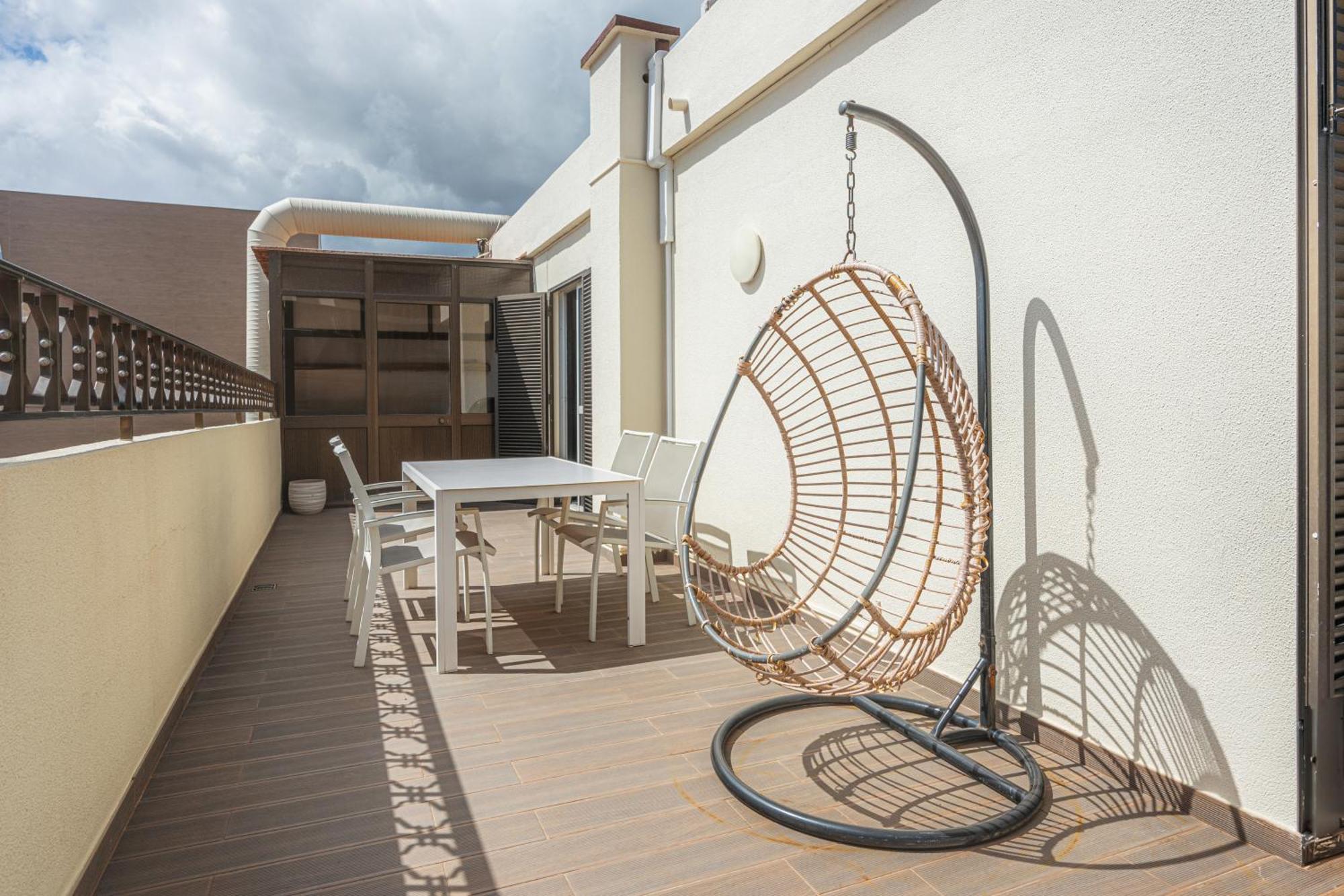 Portola Penthouse By Ymr *