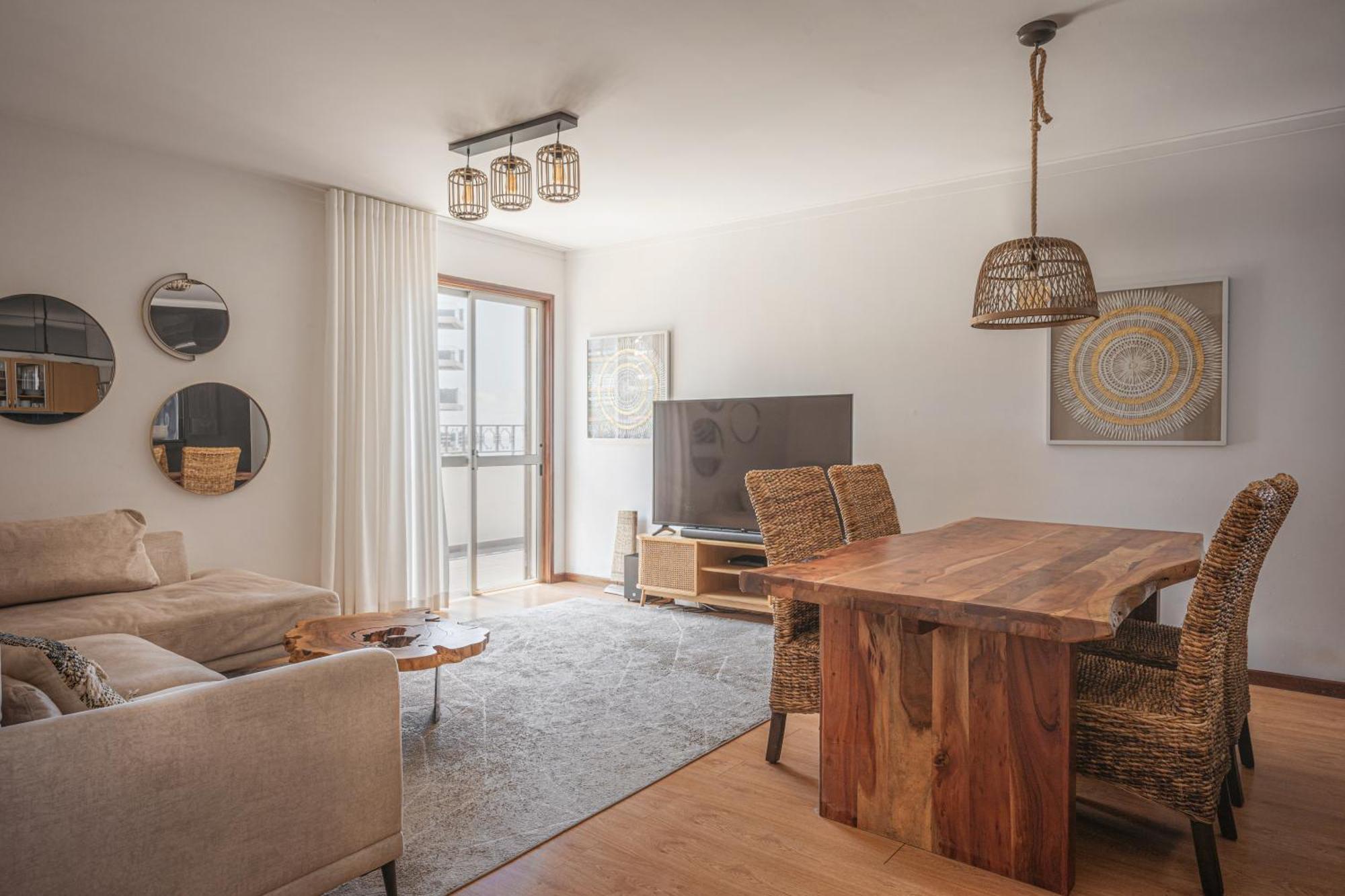 Portola Penthouse By Ymr * Funchal (Madeira)