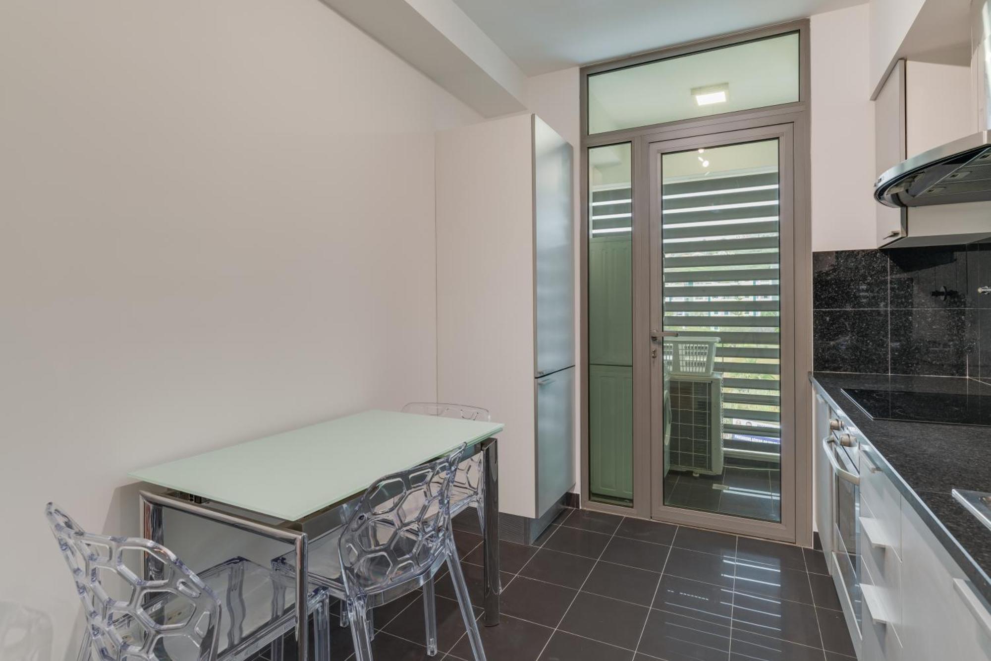 Apartment Anjo Location *