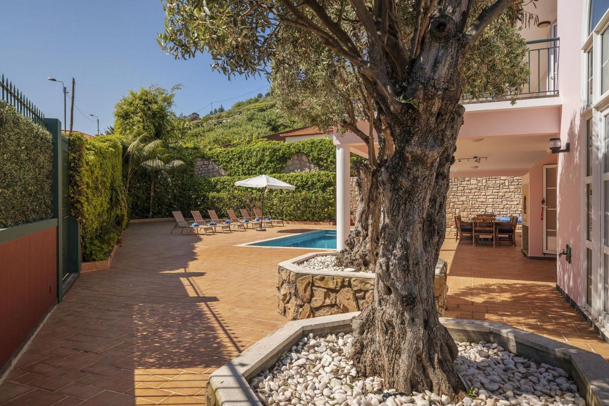 Great Family Villa In Funchal Ferienhaus *