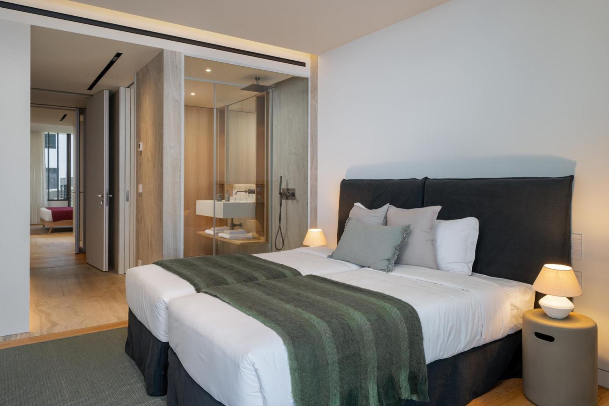 Savoy Monumentalis V A Retreat In An Icon Of Luxury