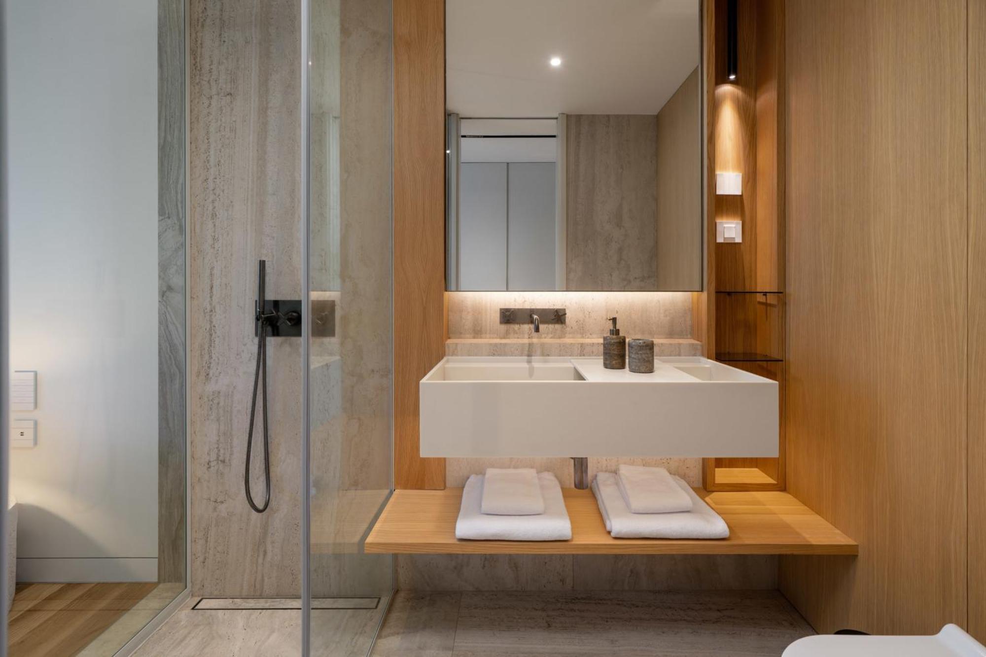 Savoy Monumentalis V A Retreat In An Icon Of Luxury *