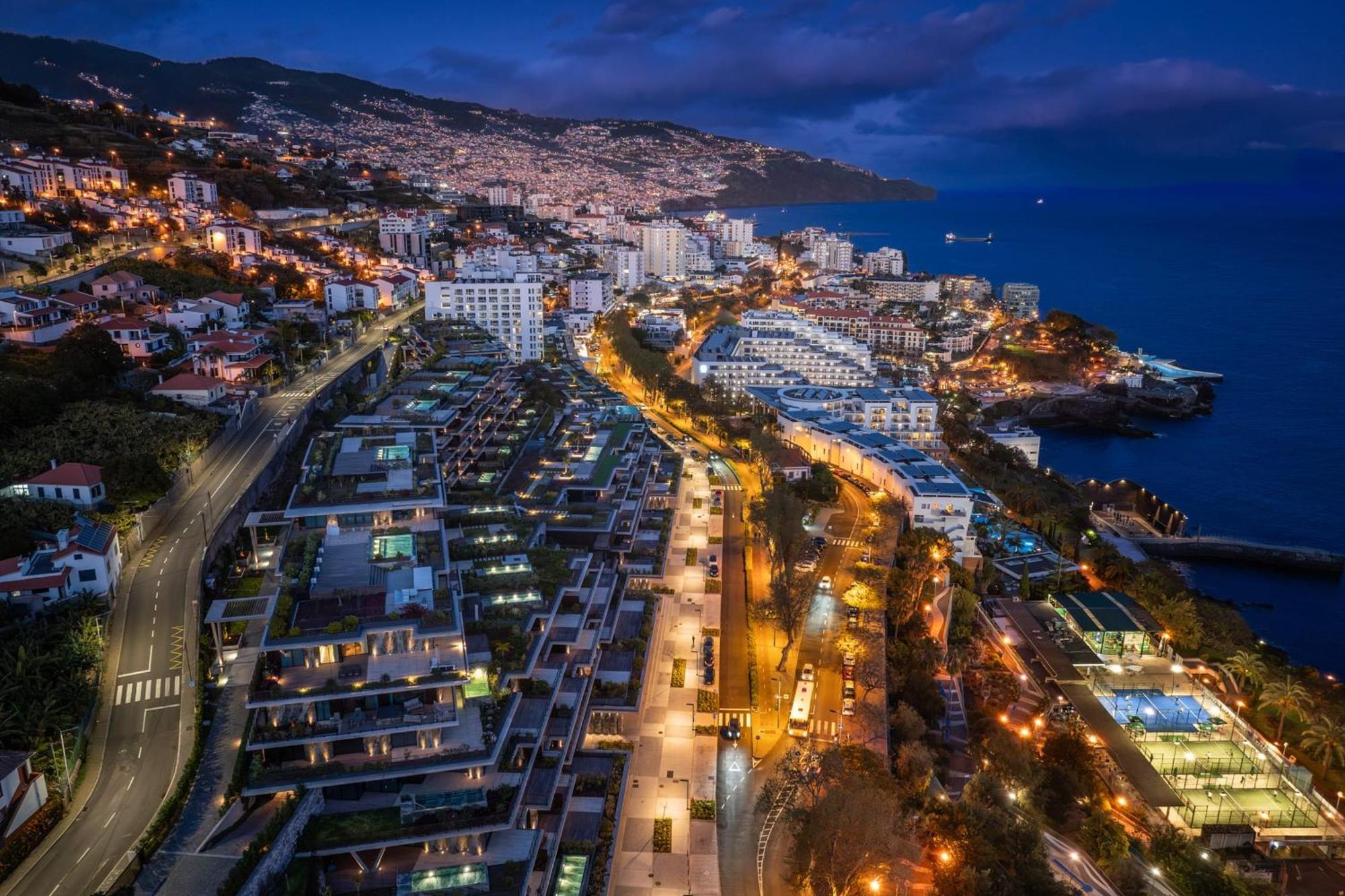 Savoy Monumentalis V A Retreat In An Icon Of Luxury * Funchal (Madeira)