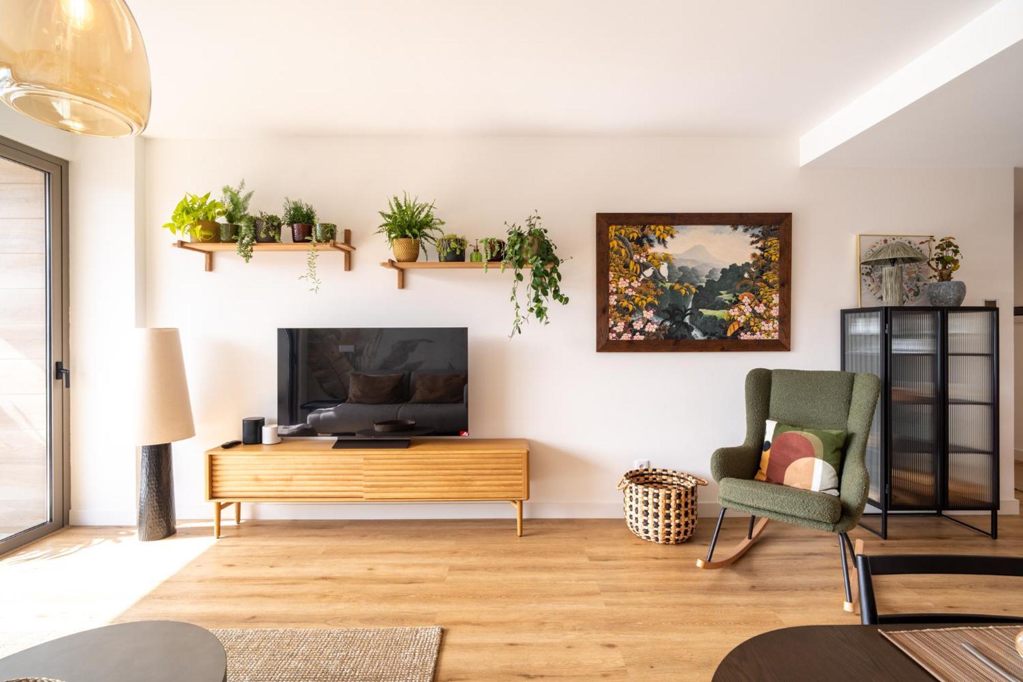Bay Apartment