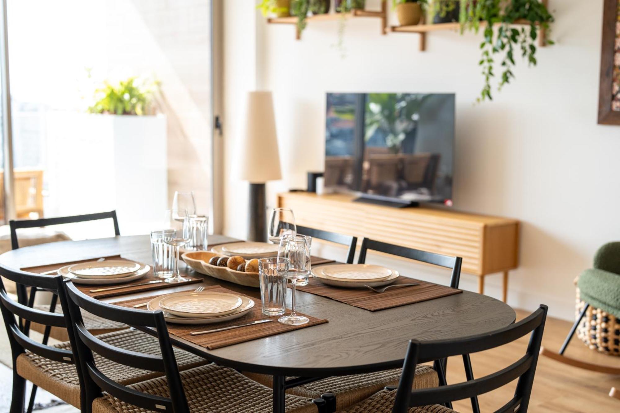 Bay Apartment