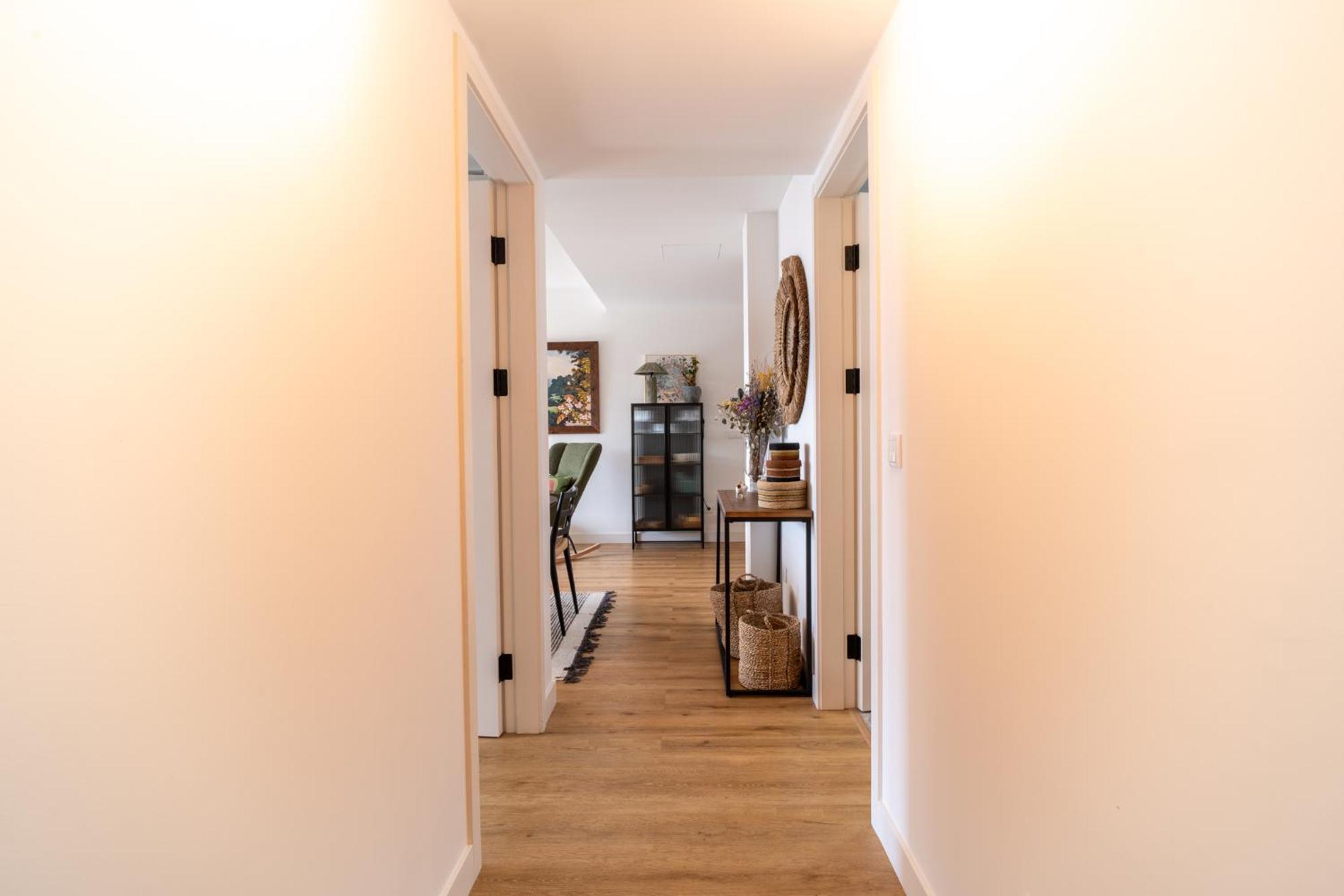 Apartment Bay