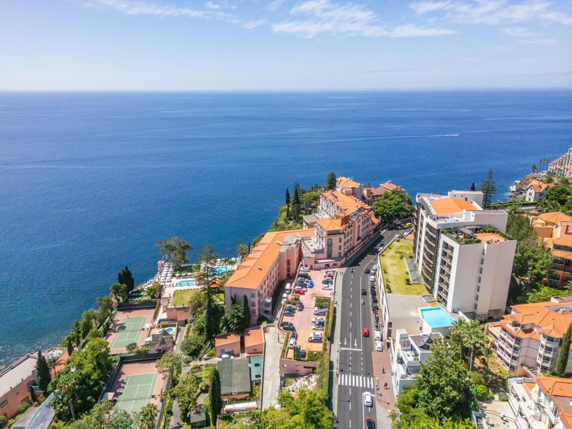 Infinity View By Madeira Sun Travel * Funchal (Madeira)