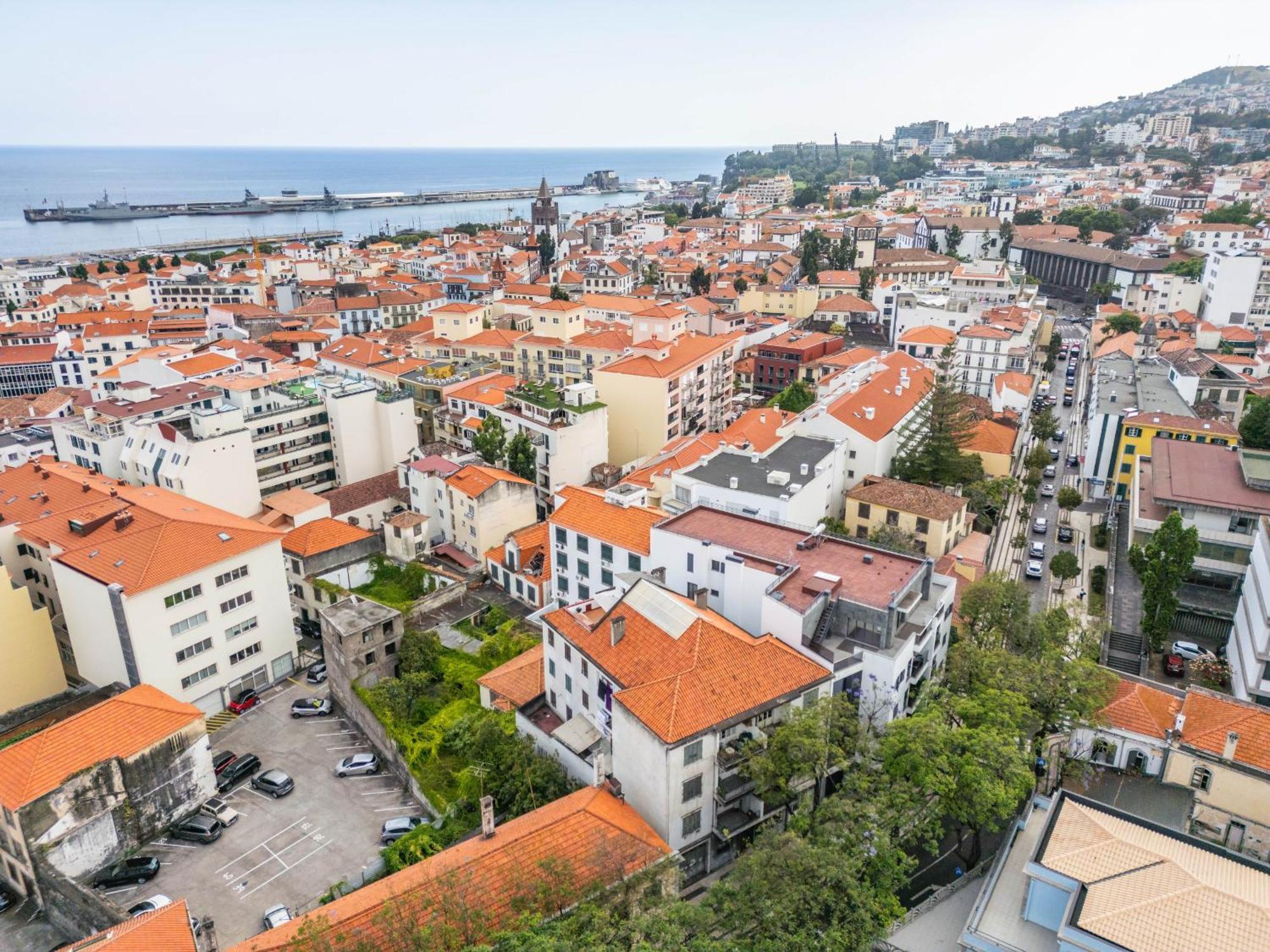 Urban 3a By Madeira Sun Travel *