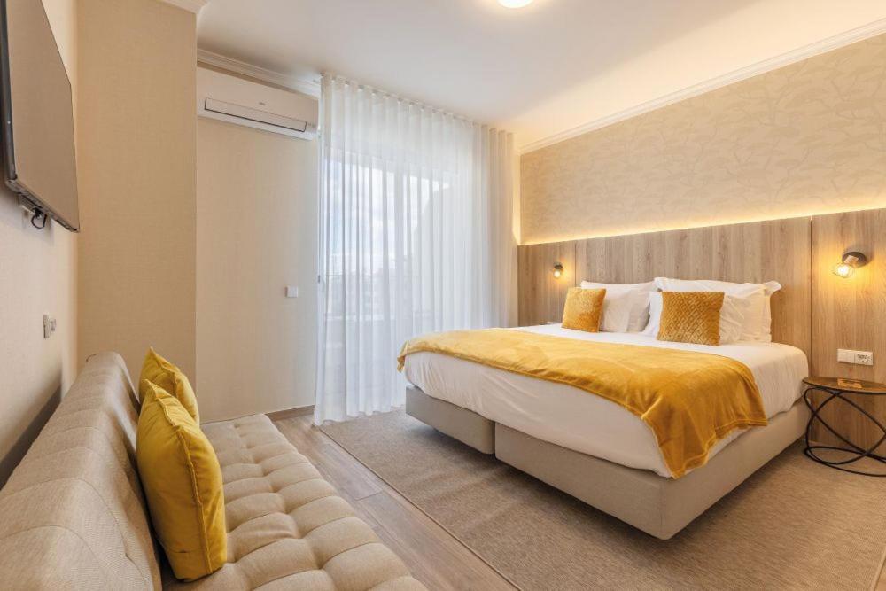 Baleira Hotel