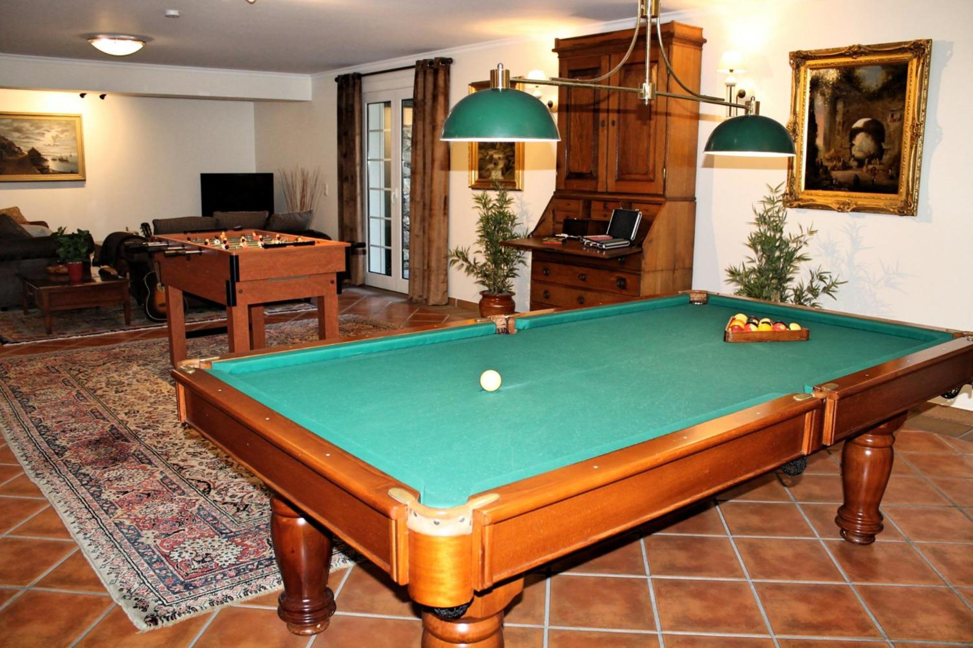 Magnificent Luzia 5 Bedrooms Sea Views Pool Table Villa